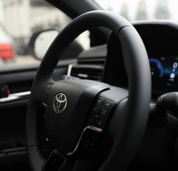 luxury car review numbers