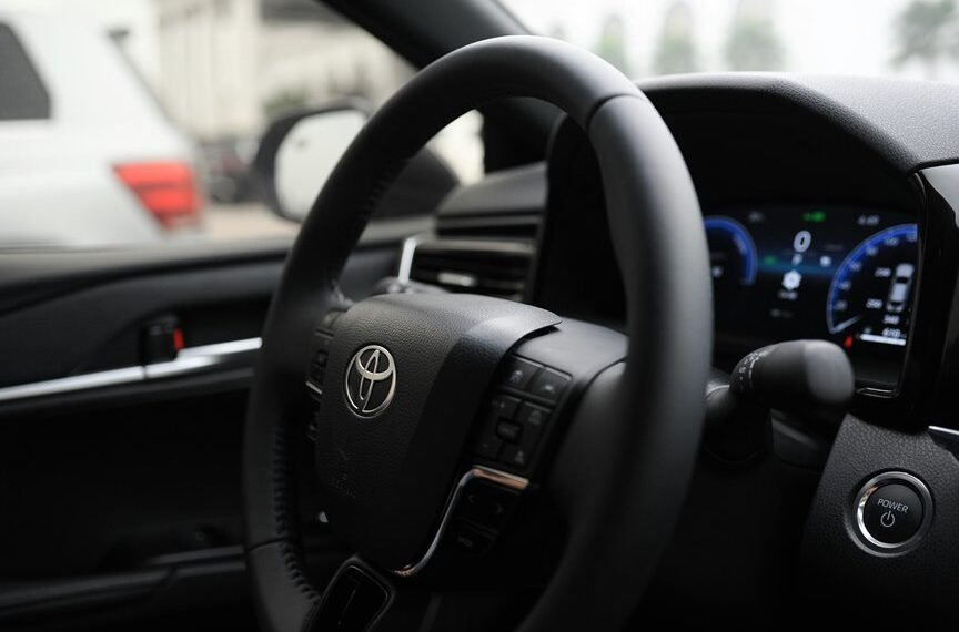 luxury car review numbers